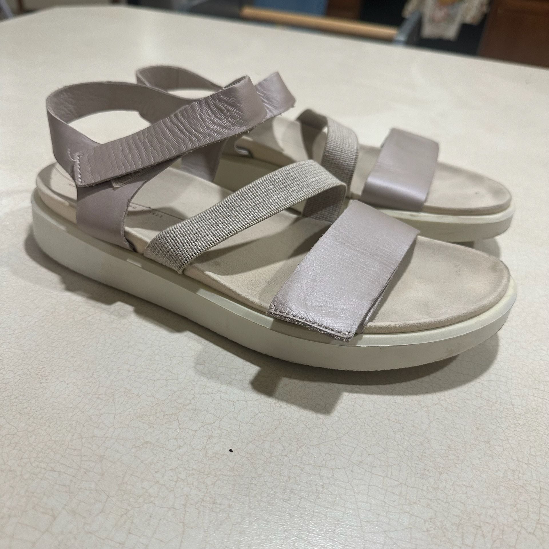 ECCO FLOWT W SANDAL WITH TWO-TONE STRAP AND DOUBLE TEAR LEATHER FOOTBED 3