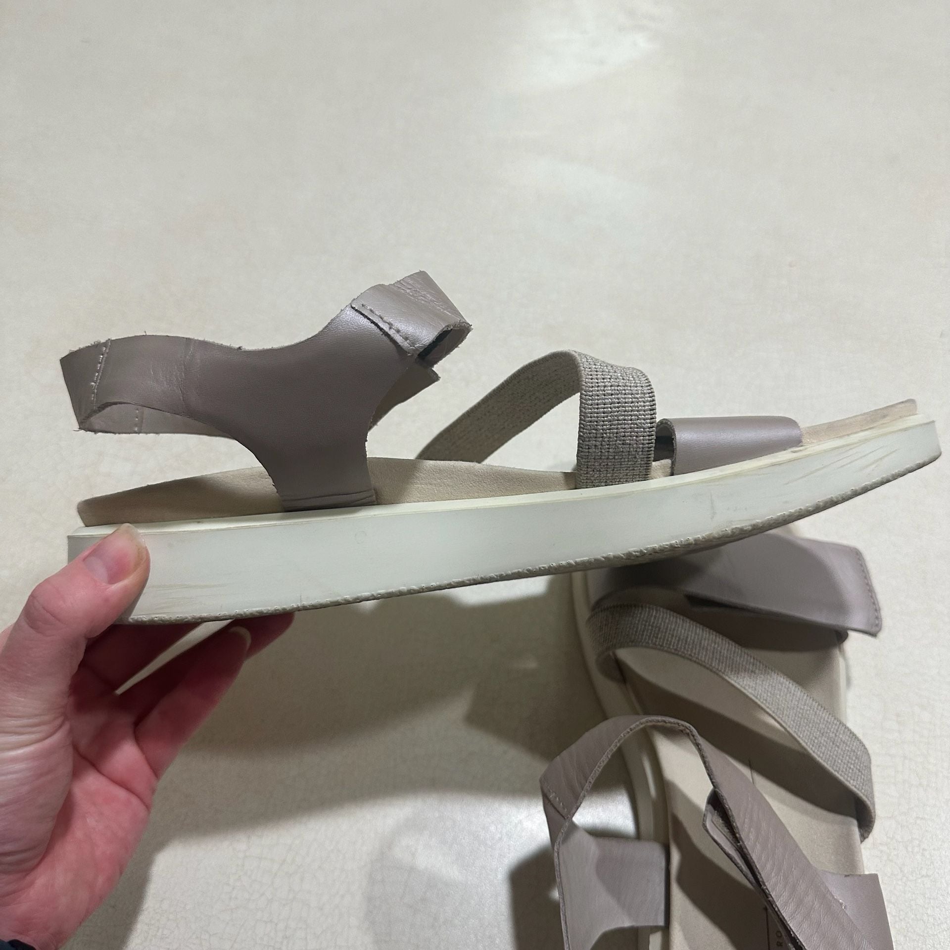 ECCO FLOWT W SANDAL WITH TWO-TONE STRAP AND DOUBLE TEAR LEATHER FOOTBED 8