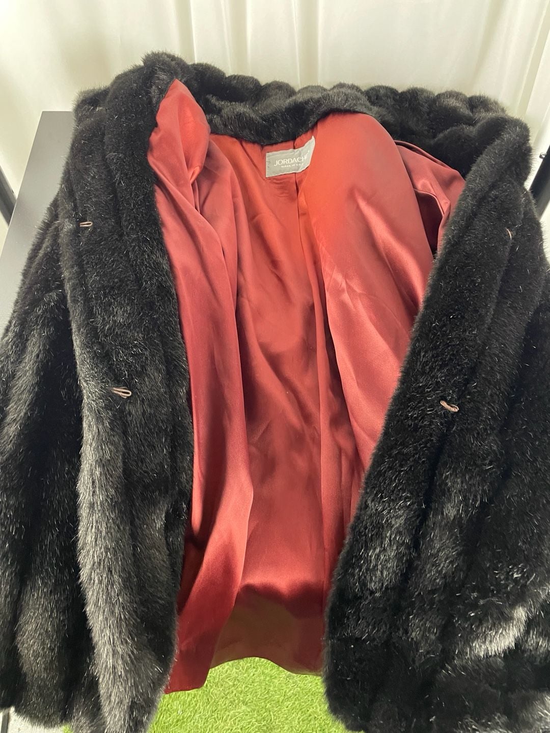 Jordache Vintage Faux Fur Coat Size 15/16 Black Made in USA 2