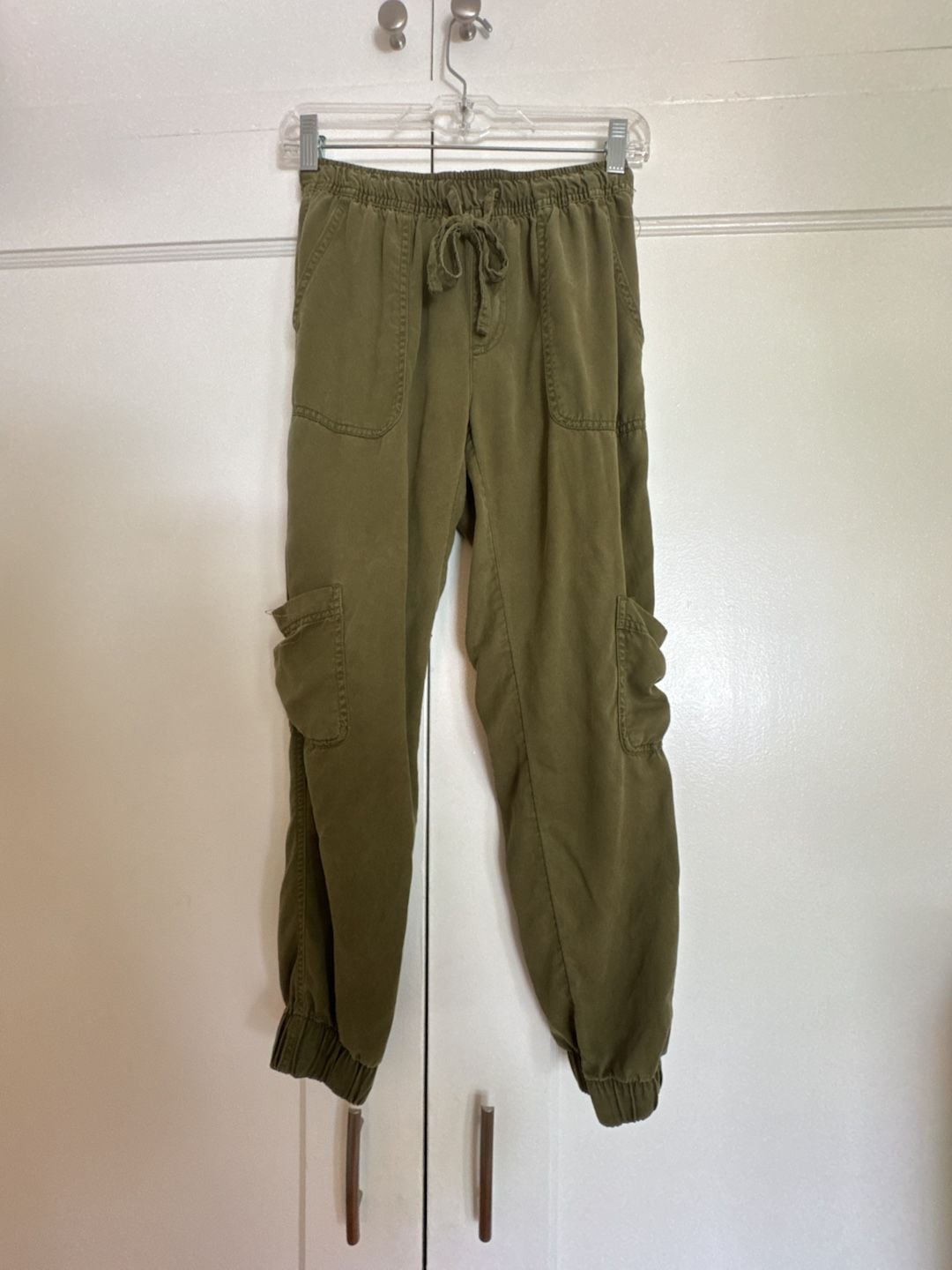 C&C California Cargo Jogger Pants Size XS Military Olive Green 100% Lyocell Pockets 2