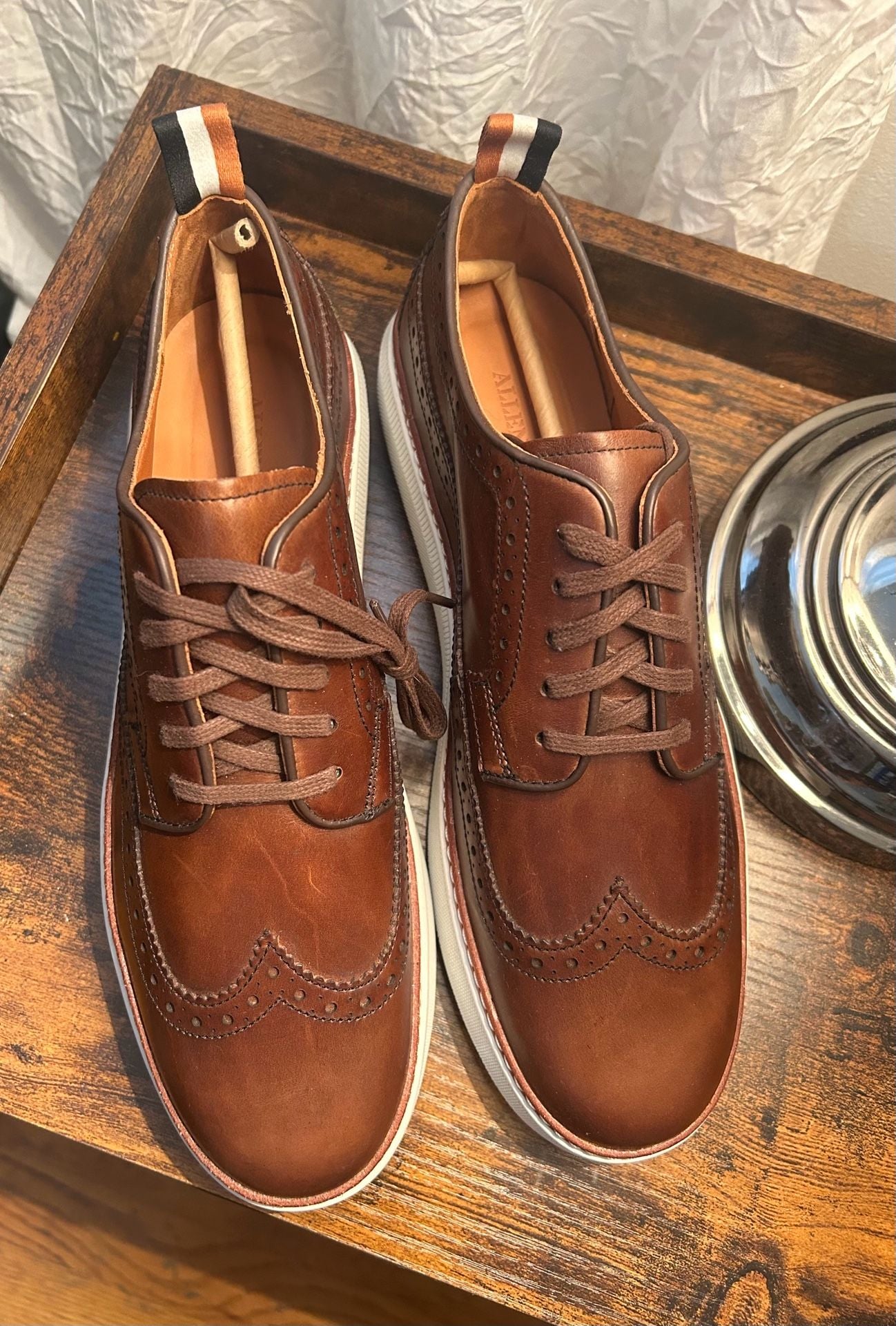 Allen Edmonds Tremont Wing Leather Sneaker - Brown Size 9D 4