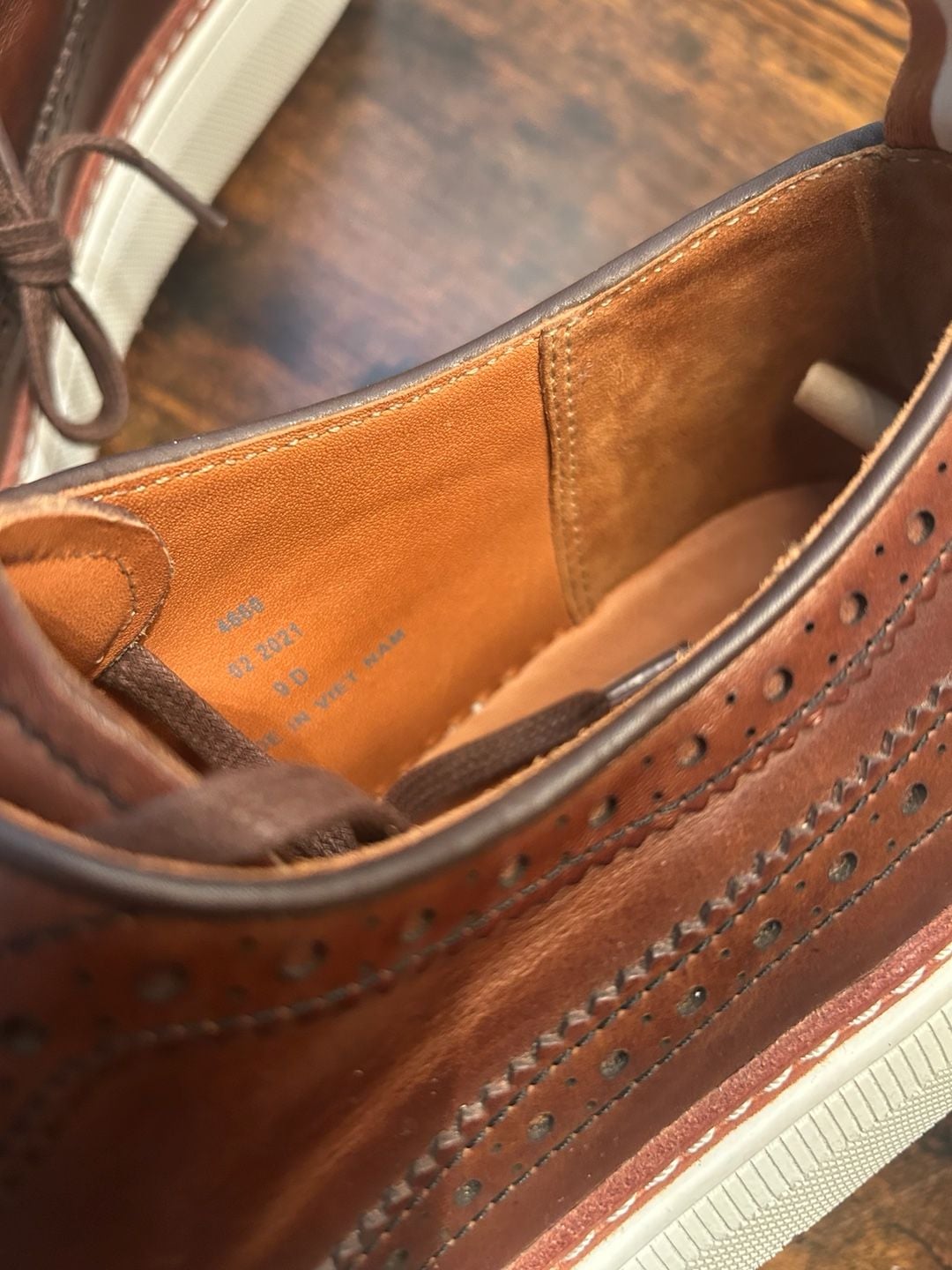 Allen Edmonds Tremont Wing Leather Sneaker - Brown Size 9D 7