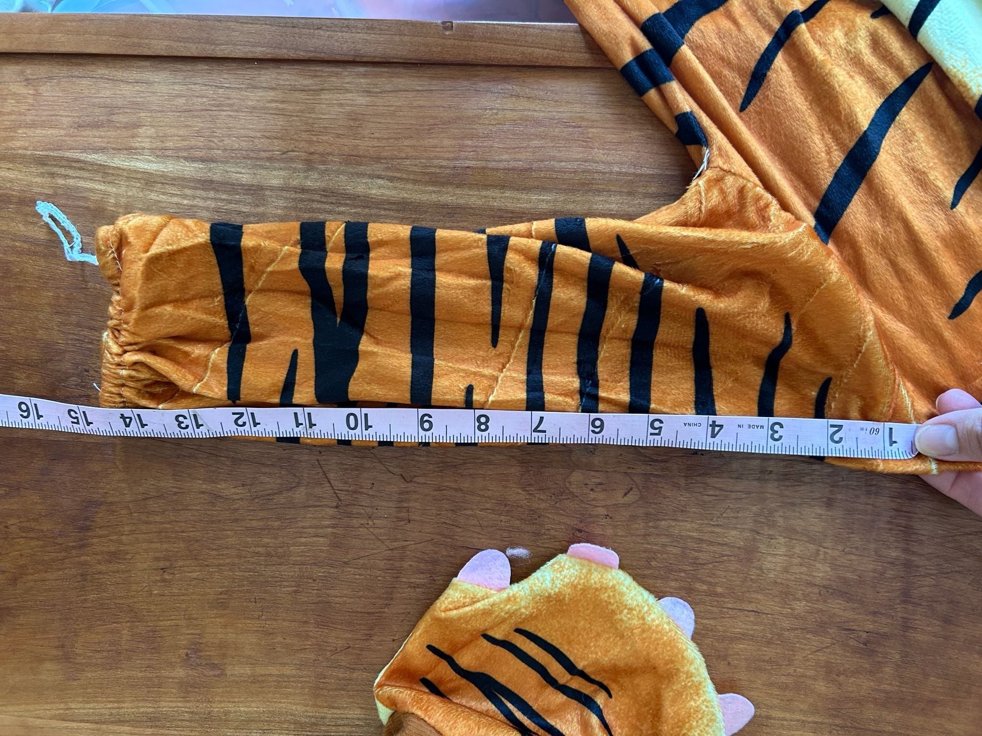 Underwraps Tiger Costume Size M Plush Halloween 11