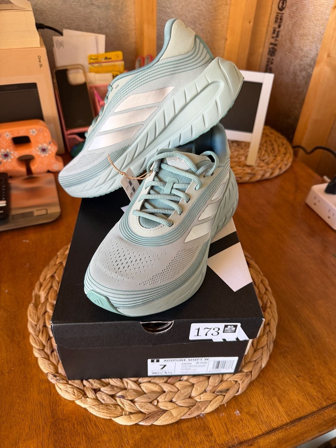 Adidas Adipure Shift W Size 7 Green Running Shoes 2