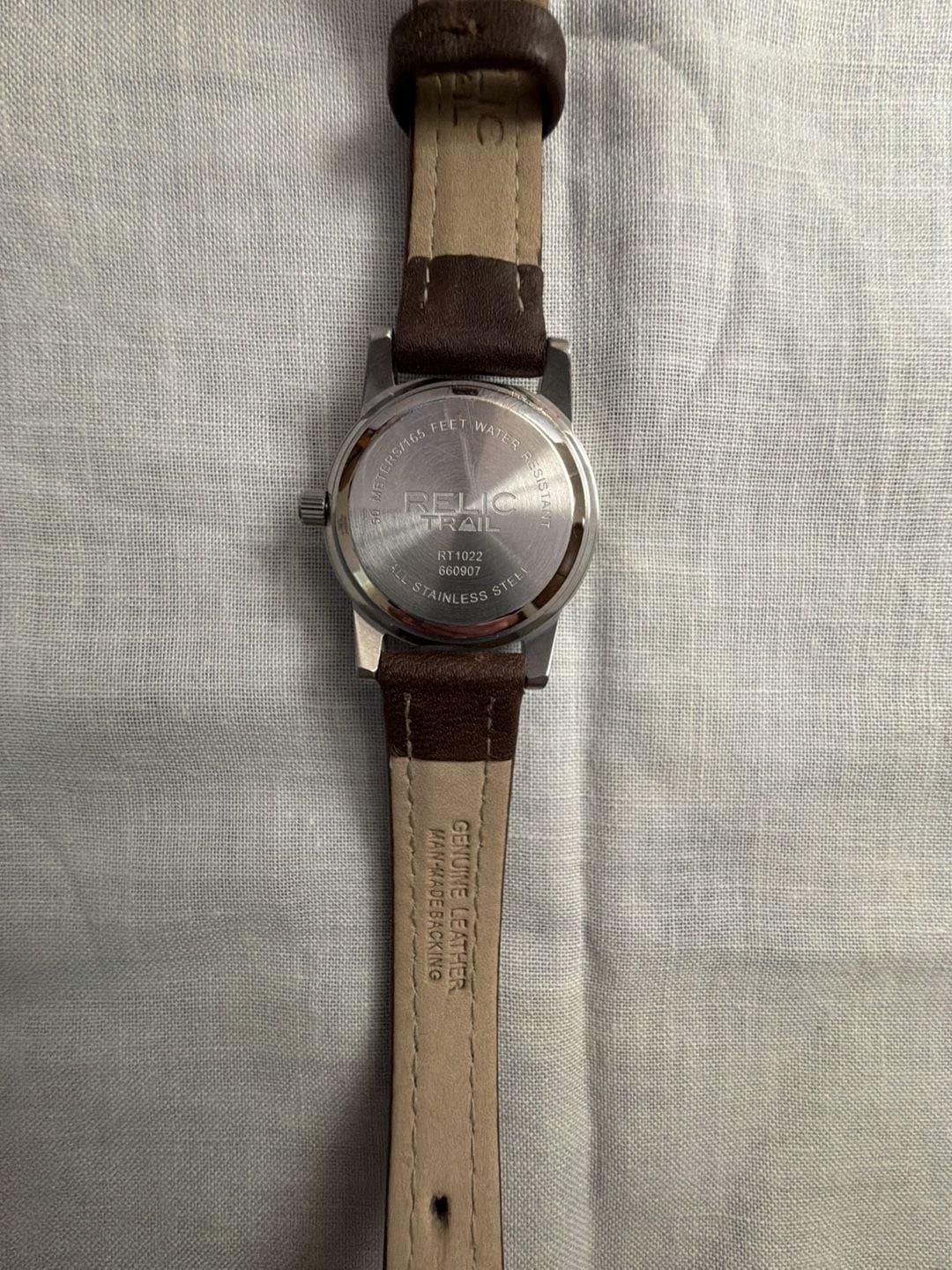 Relic Trail RT1022 Watch Pink Dial Brown Leather Strap
Will need a new battery 4