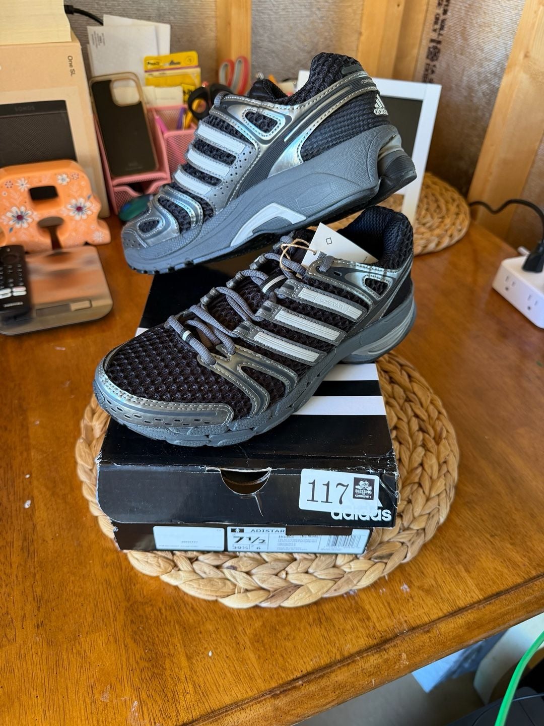 Adidas Adistar Control 5 Size 7.5 Black Metallic Silver Sneakers 2