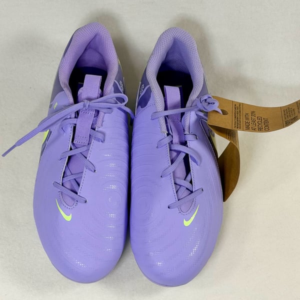 Nike Phantom GX II Academy FG/MG Soccer Cleats Size 6Youth Purple