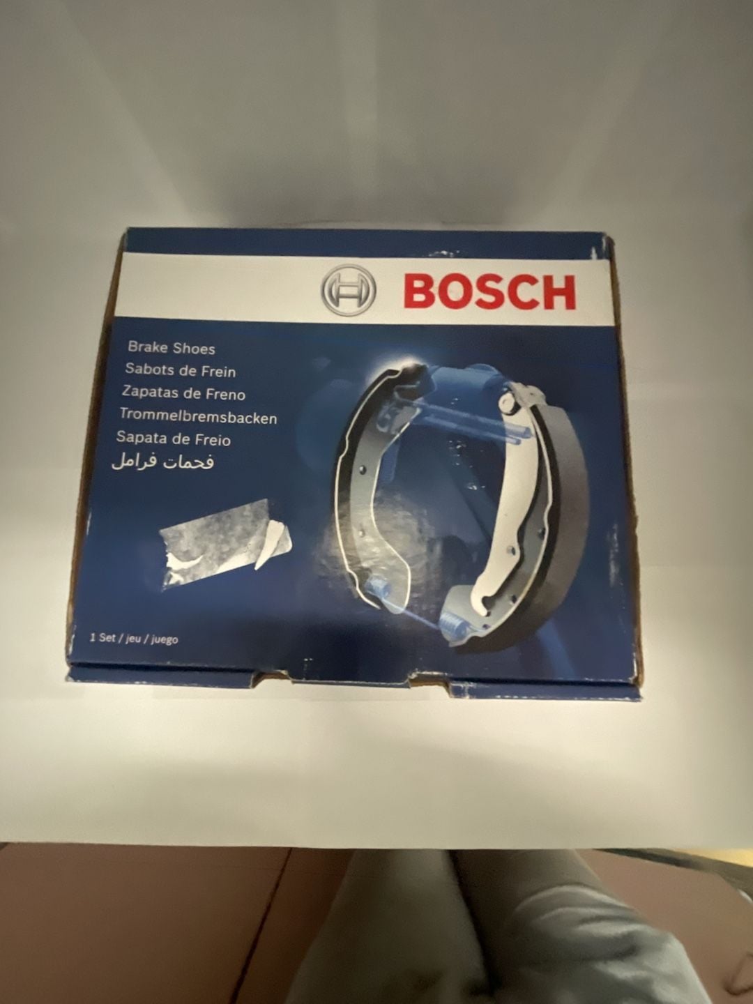 Bosch rear drum Brake Shoes Set Blue 1