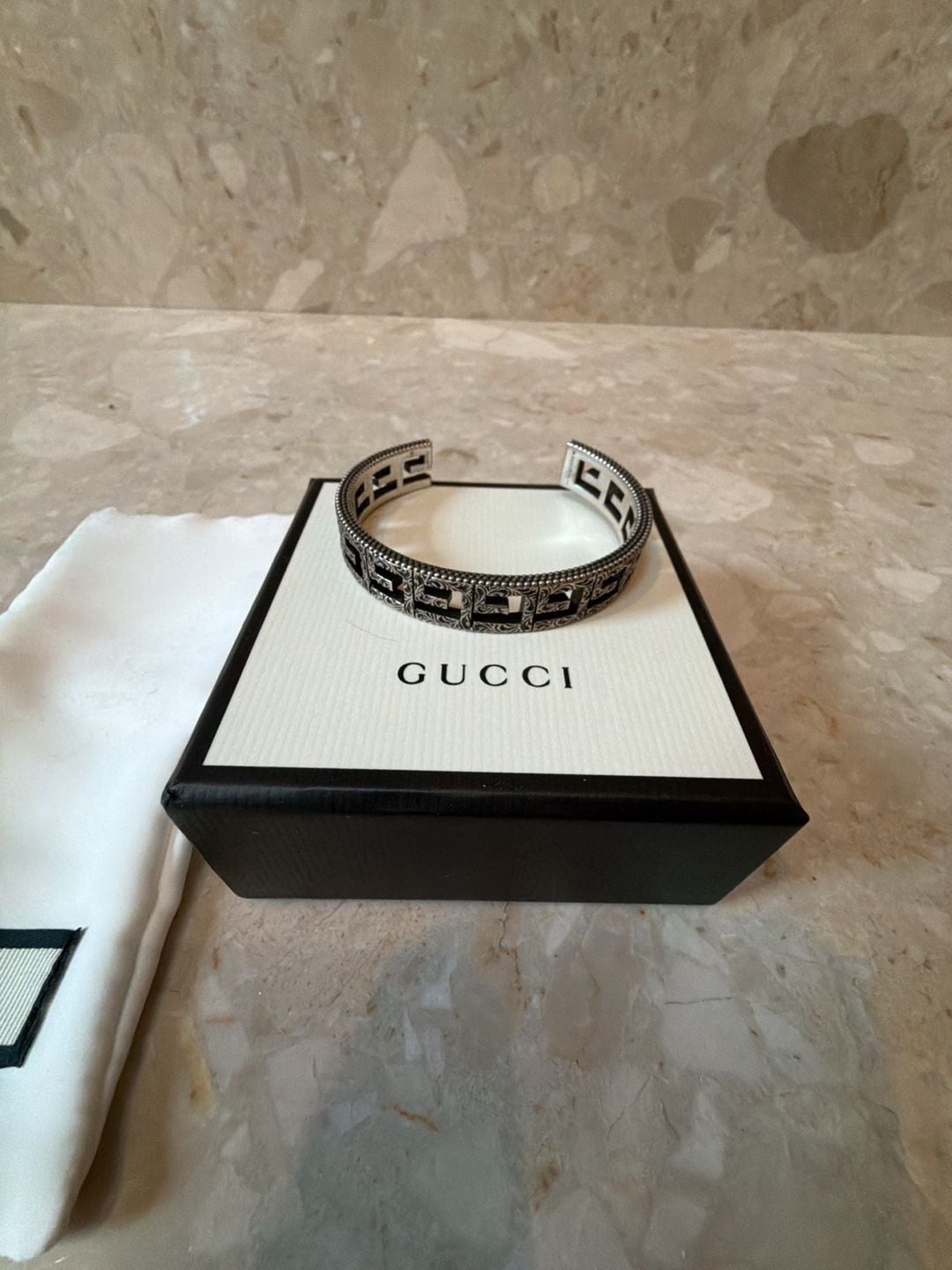 Gucci Interlocking G Sterling Silver Cuff Bracelet 7
