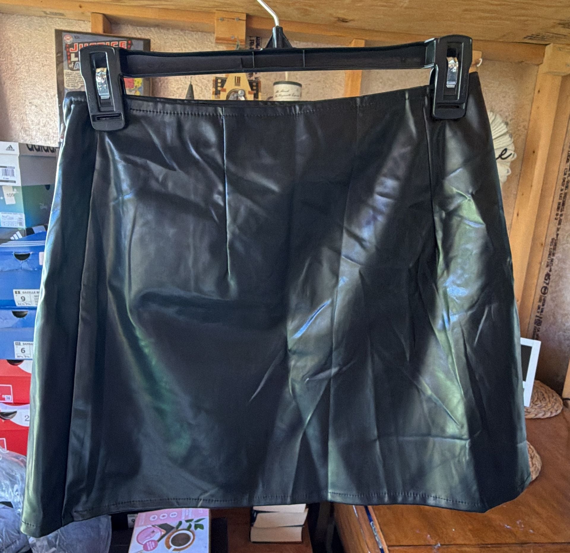 CUPSHE Faux Leather Mini Skirt Size S Black Zipper 3