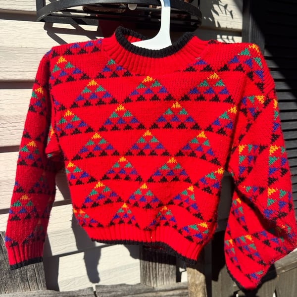 Kids & More at Sears Sweater Size 4T Red Geometric Knit