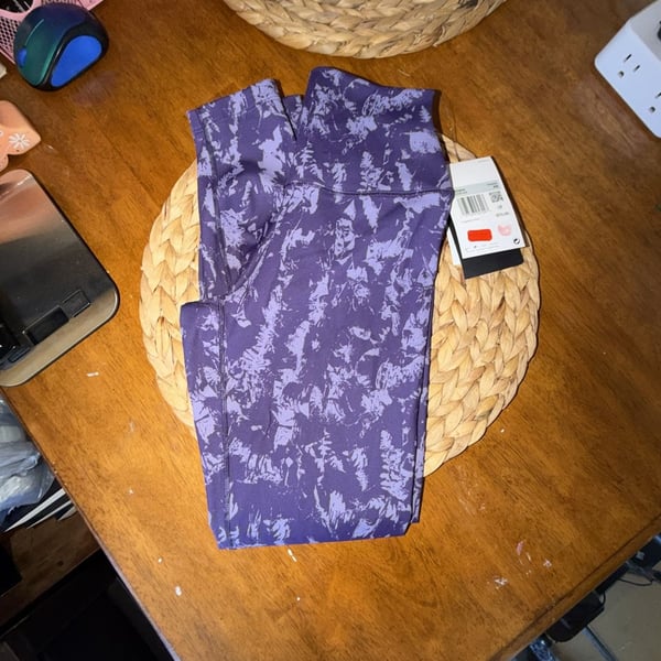 Nike One High-Waisted 7/8 Leggings Size XS Purple Printed Dri-FIT
