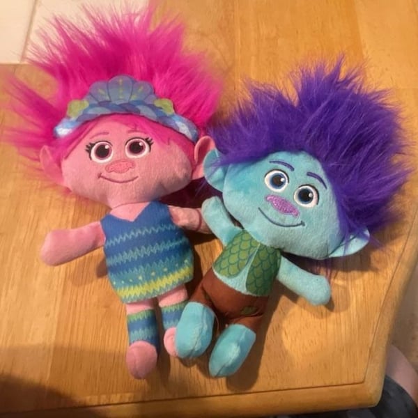 DreamWorks Trolls Plush Toys Poppy and Viva Stuffed Dolls Set