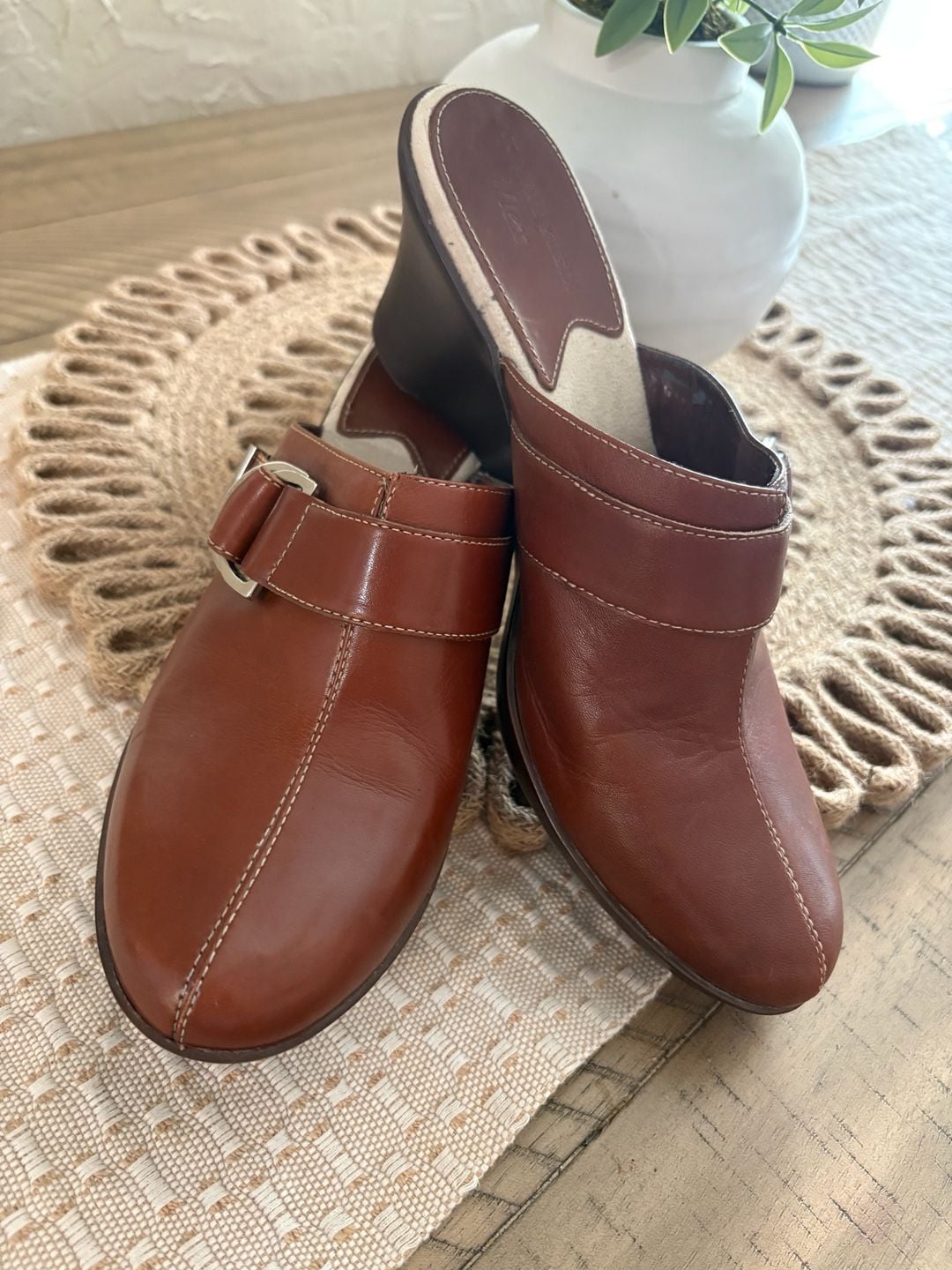 Anne Klein Brown Leather Buckle Wedge Mules Slides size 8 2