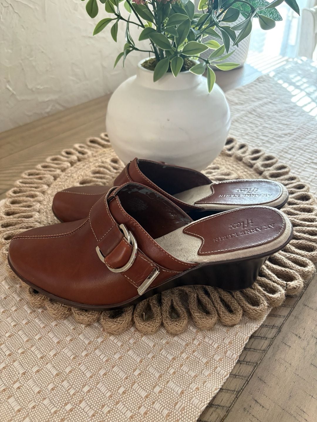 Anne Klein Brown Leather Buckle Wedge Mules Slides size 8 5