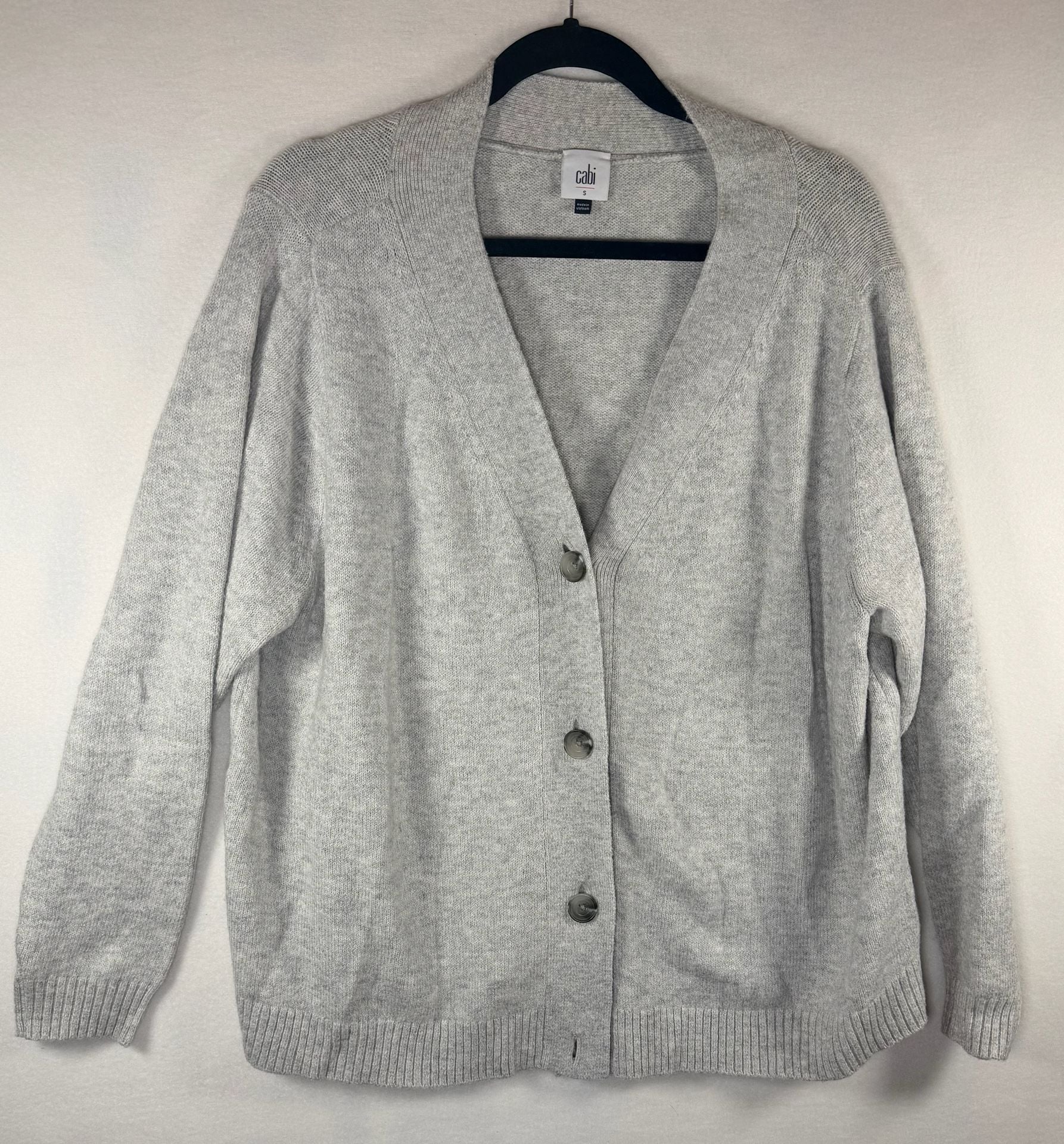Cabi Front Button Cardigan V-Neck Long Sleeve Knit Gray Women’s Small 2