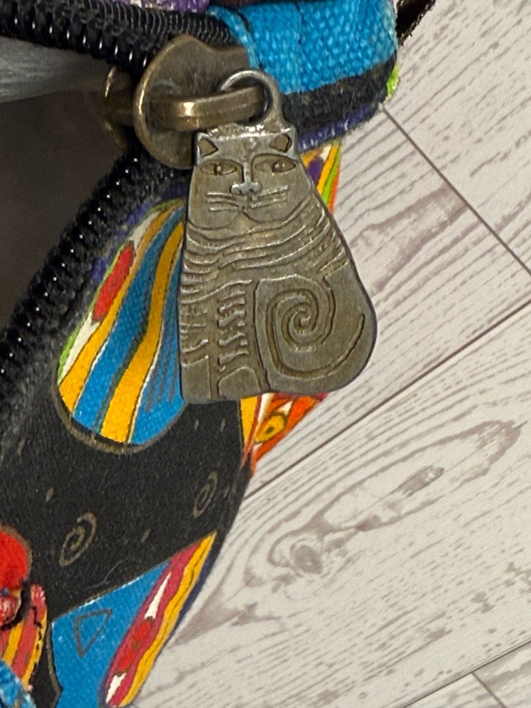 Laurel Burch Multicolored Cat Faces Canvas Handbag Zip Top 5