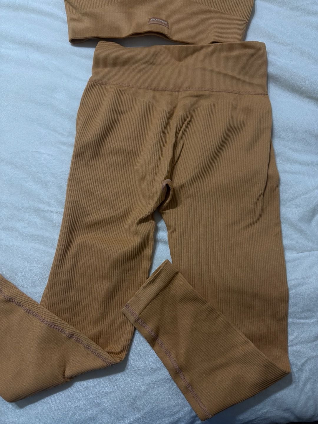 Bo+Tee Ribbed Workout Set Size M Brown Crop Top Leggings 4