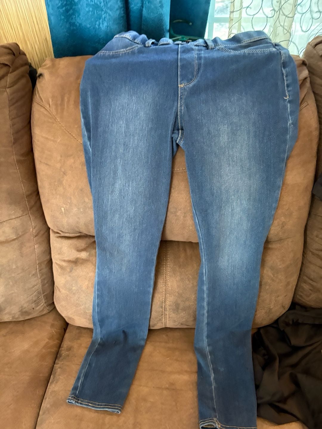 Bandolino Skinny Jeans Size S Blue Denim Pull-On Pants 1