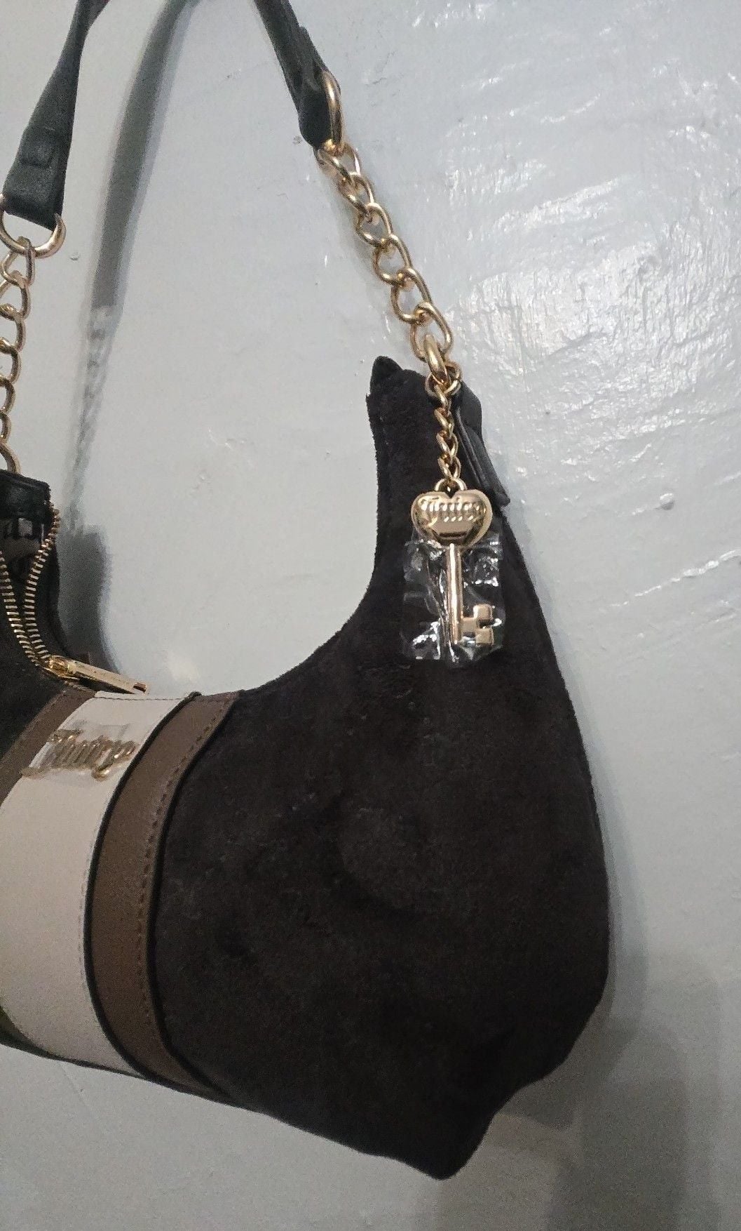 Juicy Couture Shoulder Bag Black Velvet Gold Chain 3