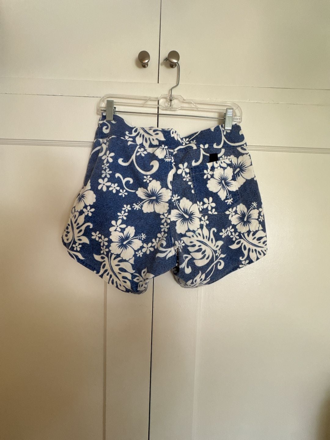 Isla Girl Board Shorts Blue White Hawaiian Hibiscus Floral Print Surf Swimwear Beach Vacation 4