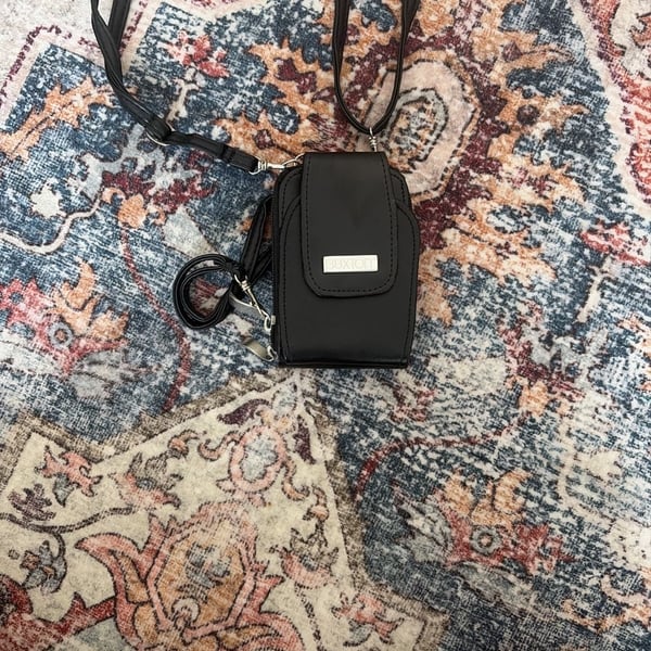 Buxton Black Mini Crossbody Wallet Cell Phone Purse Organizer