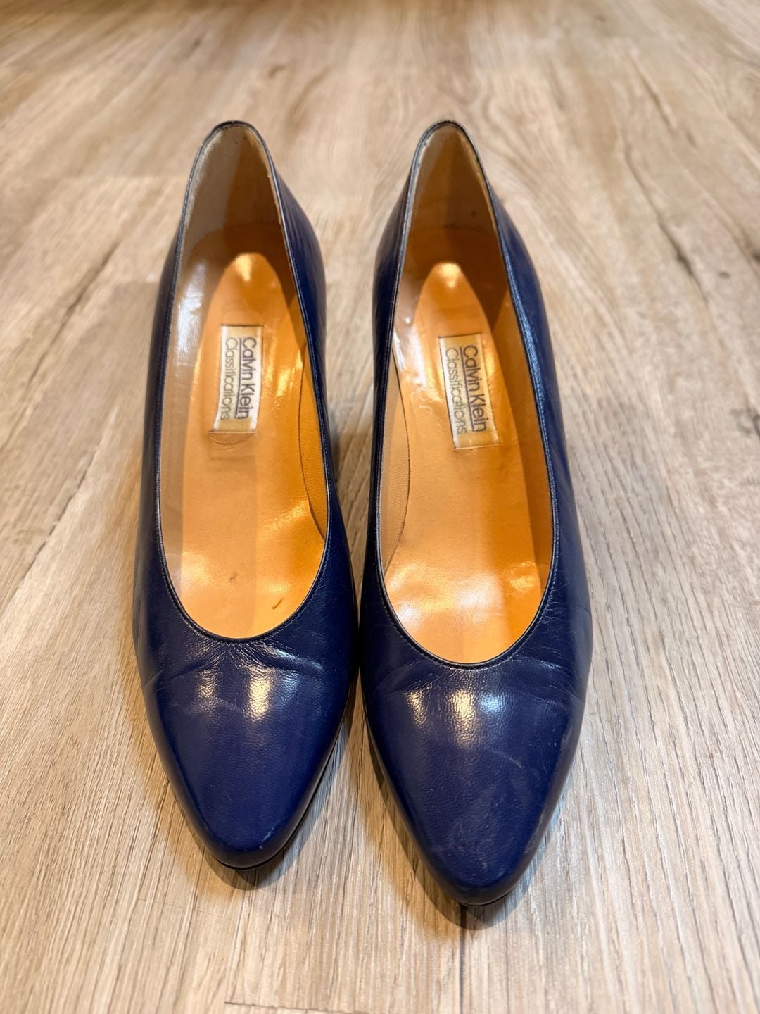 Calvin Klein Classifications Pumps Size 8M Blue Leather Kitten Heel 2