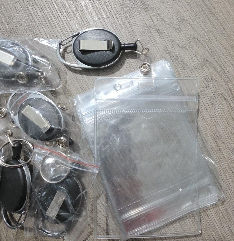 GOGO Retractable ID Badge Reels and Clear Card Holders Bulk Set 3