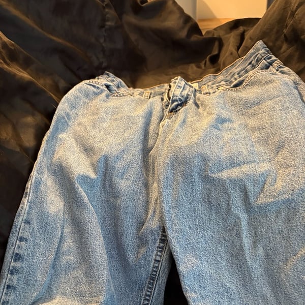 Vintage Wrangler Jeans Adult 36 Blue Faded Worn Thrashed Made in USA 80s 90s