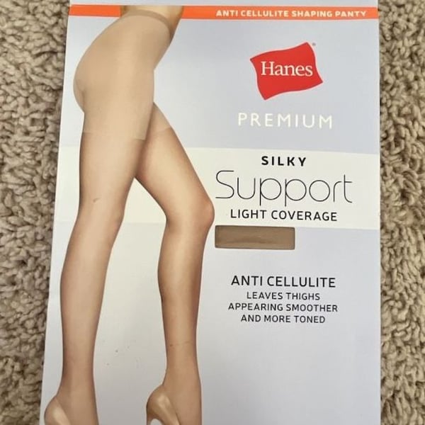 Hanes Silky Support Pantyhose Size Small Nude Anti Cellulite 30 Denier