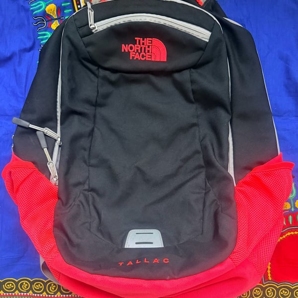 The North Face Tallac Backpack Black Red