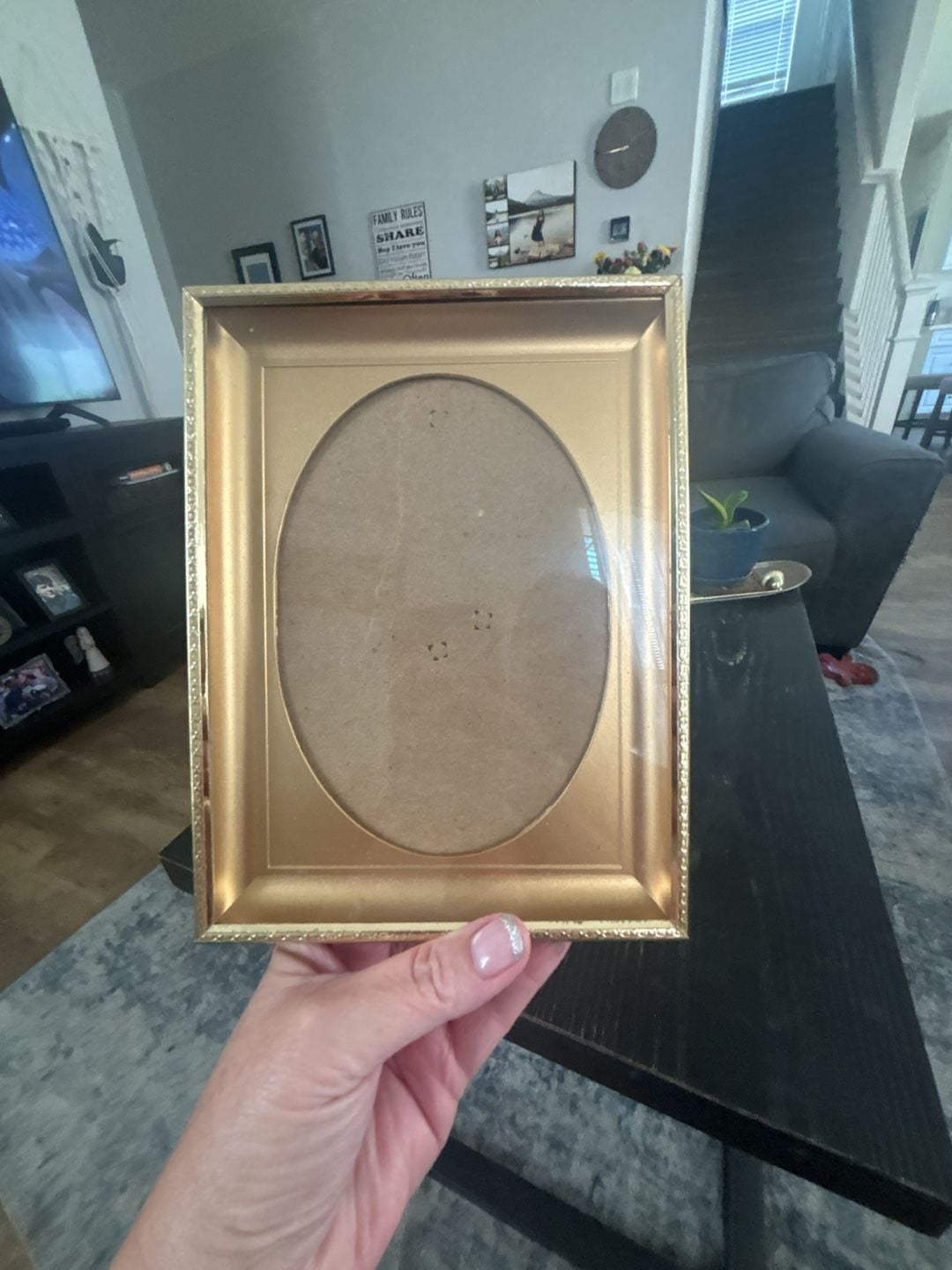 Vintage Gold Tone Picture Frame 5x7 Oval Inset Ornate 1