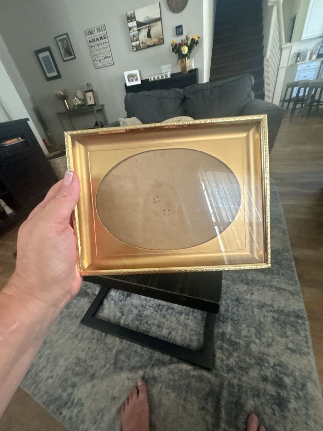 Vintage Gold Tone Picture Frame 5x7 Oval Inset Ornate 3