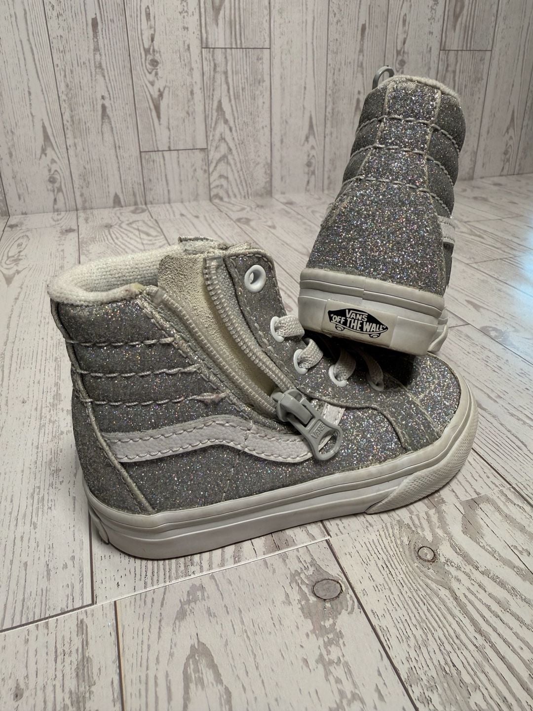 Product thumbnail 4