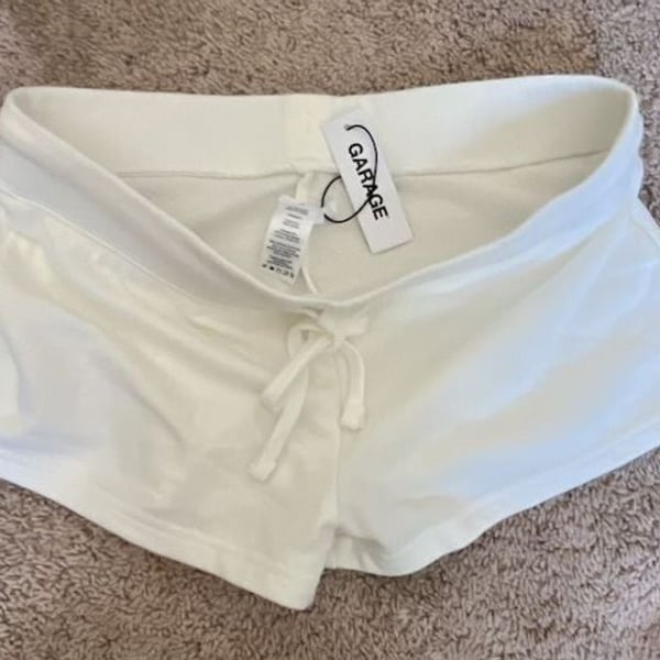 Garage Sweatshorts Size M White Drawstring Lounge