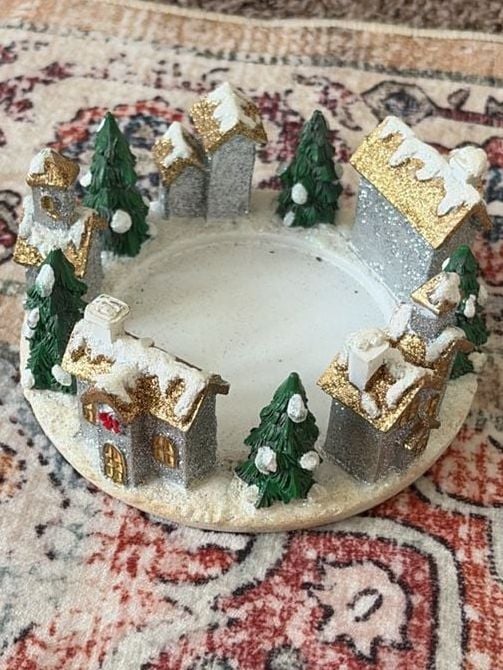 Yankee Candle Wonderland Jar Candle Holder Winter Village 2