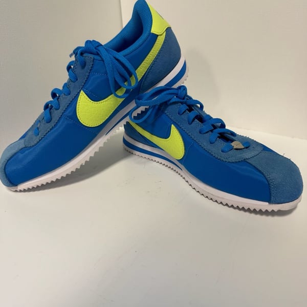 Nike Cortez Size 6Y Blue Volt Sneakers IB7748-406 Brand New 