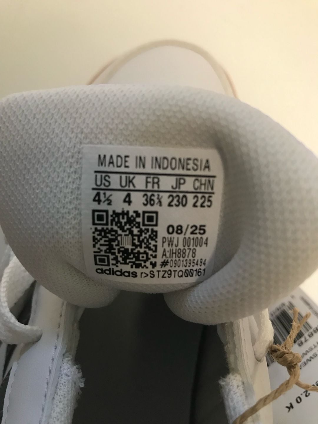 Adidas Breaknet 2.0 K Size 4.5 White Grey Gum Lifestyle Court Shoes 6