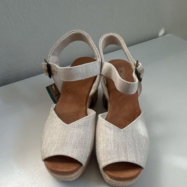 TOMS Isla Peep Toe Heeled Sandal Natural Yarn Dye