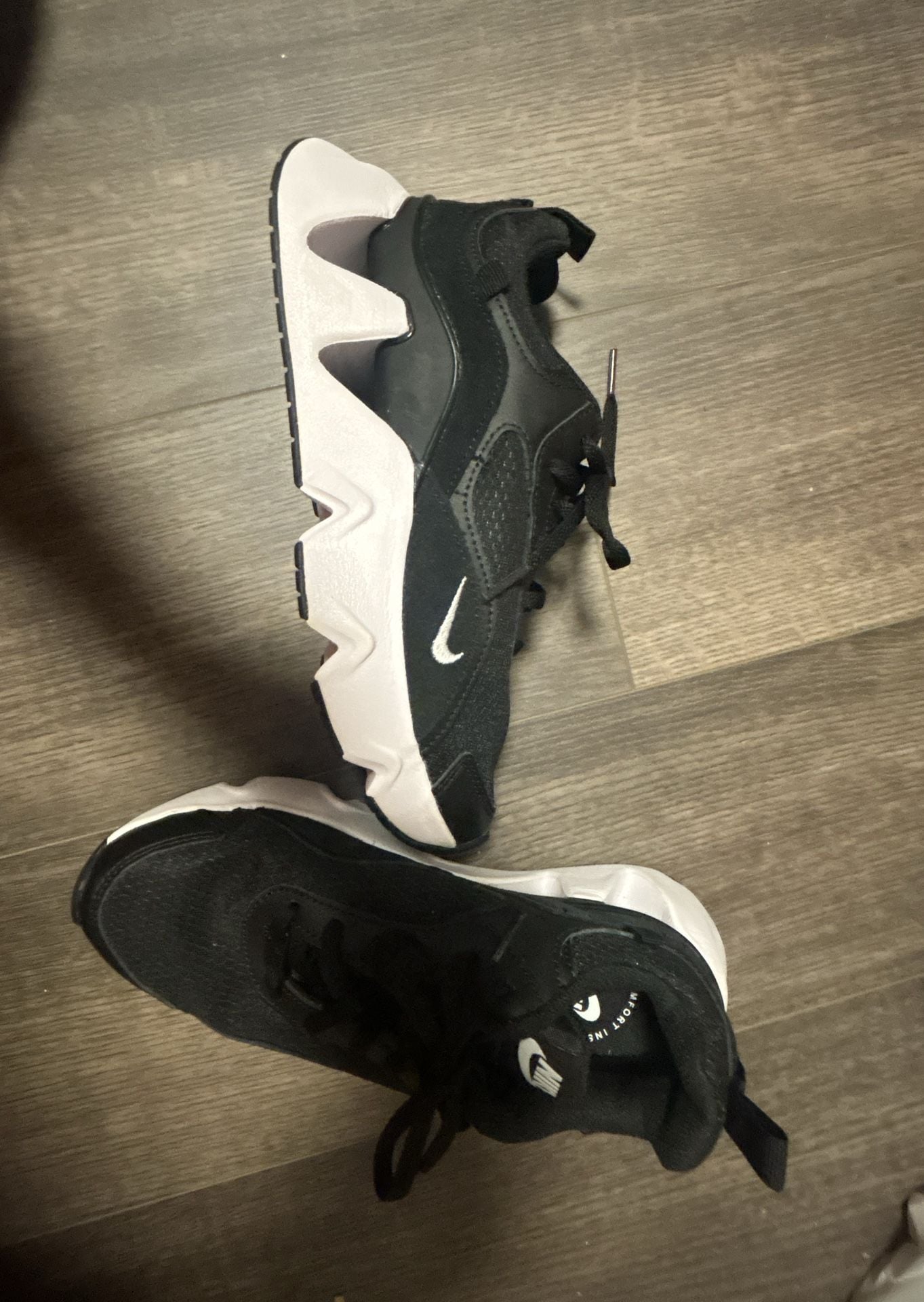Nike Ryz 365 2 Size 6.5 Black White Casual Sneakers CU4874-001 3