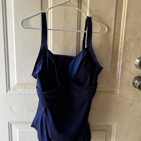 Lands' End Swim Top Black 12 DD Wrap Front