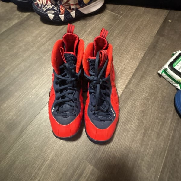 Nike Little Posite Pro USA Size 5.5Y Red Basketball Shoes