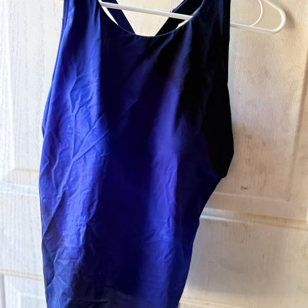 Women's Tugless High Neck Strappy Back Tankini Top