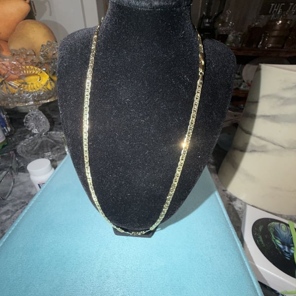 Valentino Style Chain Necklace 20
Inch thermal infused 14k over brass