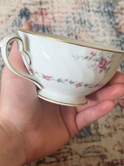 Royal M Nagoya Shokai Footed Teacup Elegance 17387 Pink Rose Floral Gold Trim 2