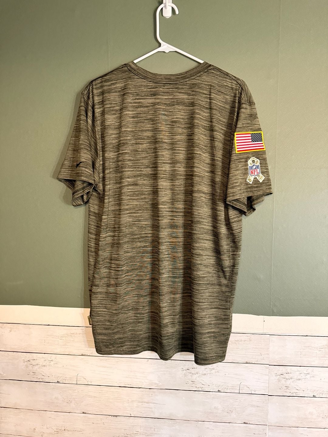 New England Patriots Salute To Service T-Shirt XL Olive Camo Dri-Fit 3