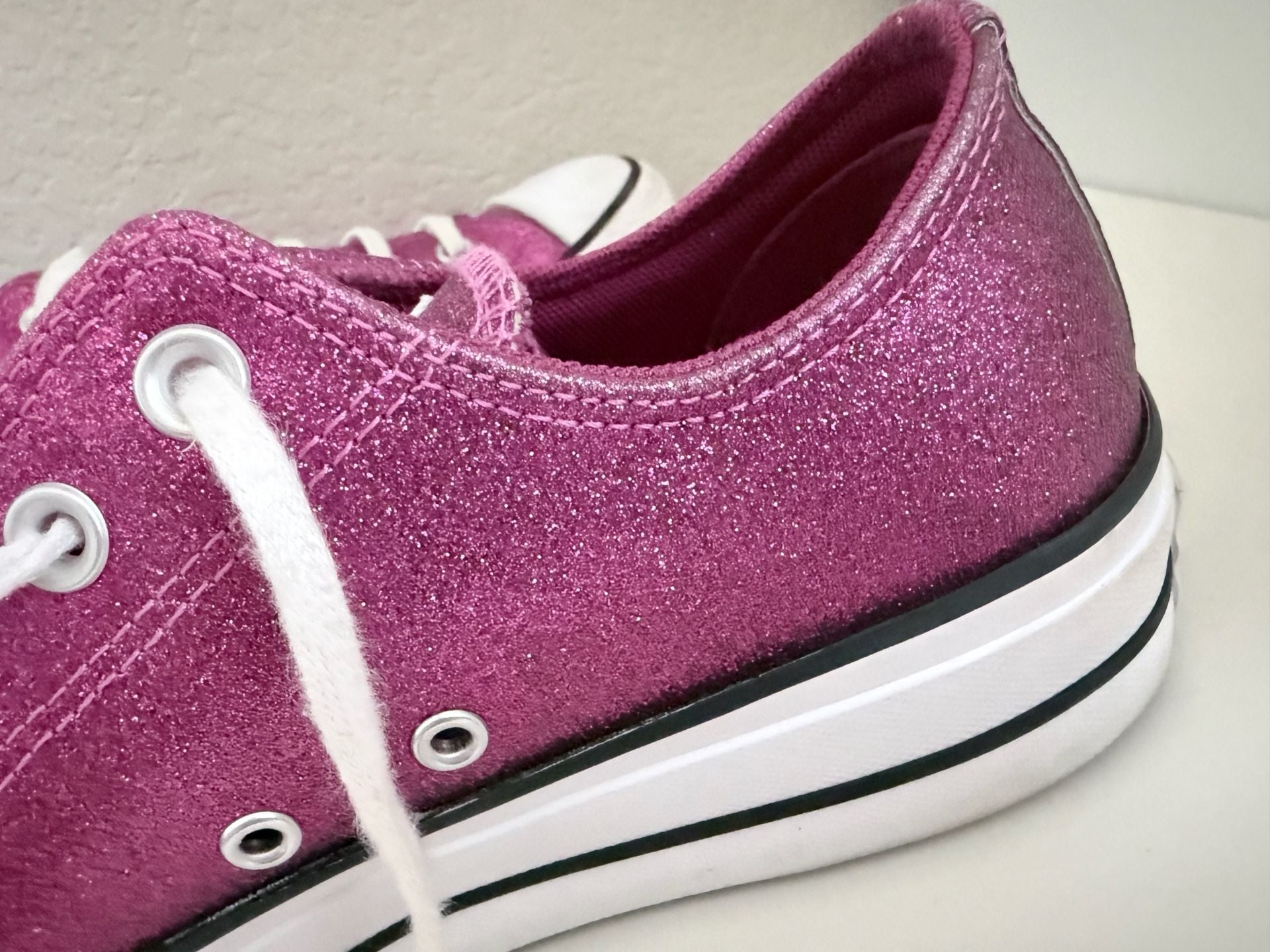 Converse Chuck Taylor All Star Lift Platform Glitter Fuchsia Sneakers 7