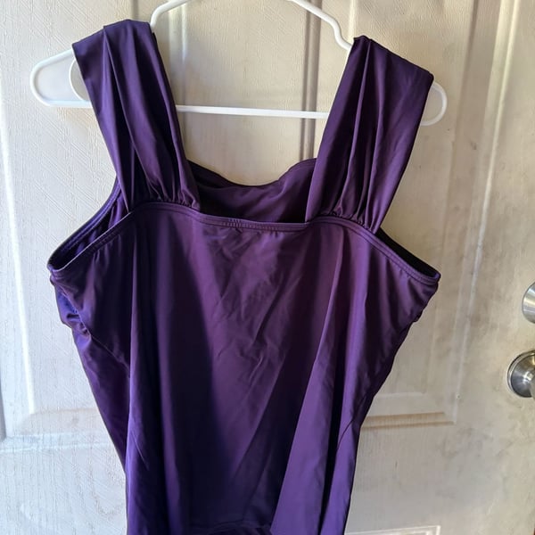 Lands' End women's Classic purple tankini swimsuit top 18D high neck CUTE!