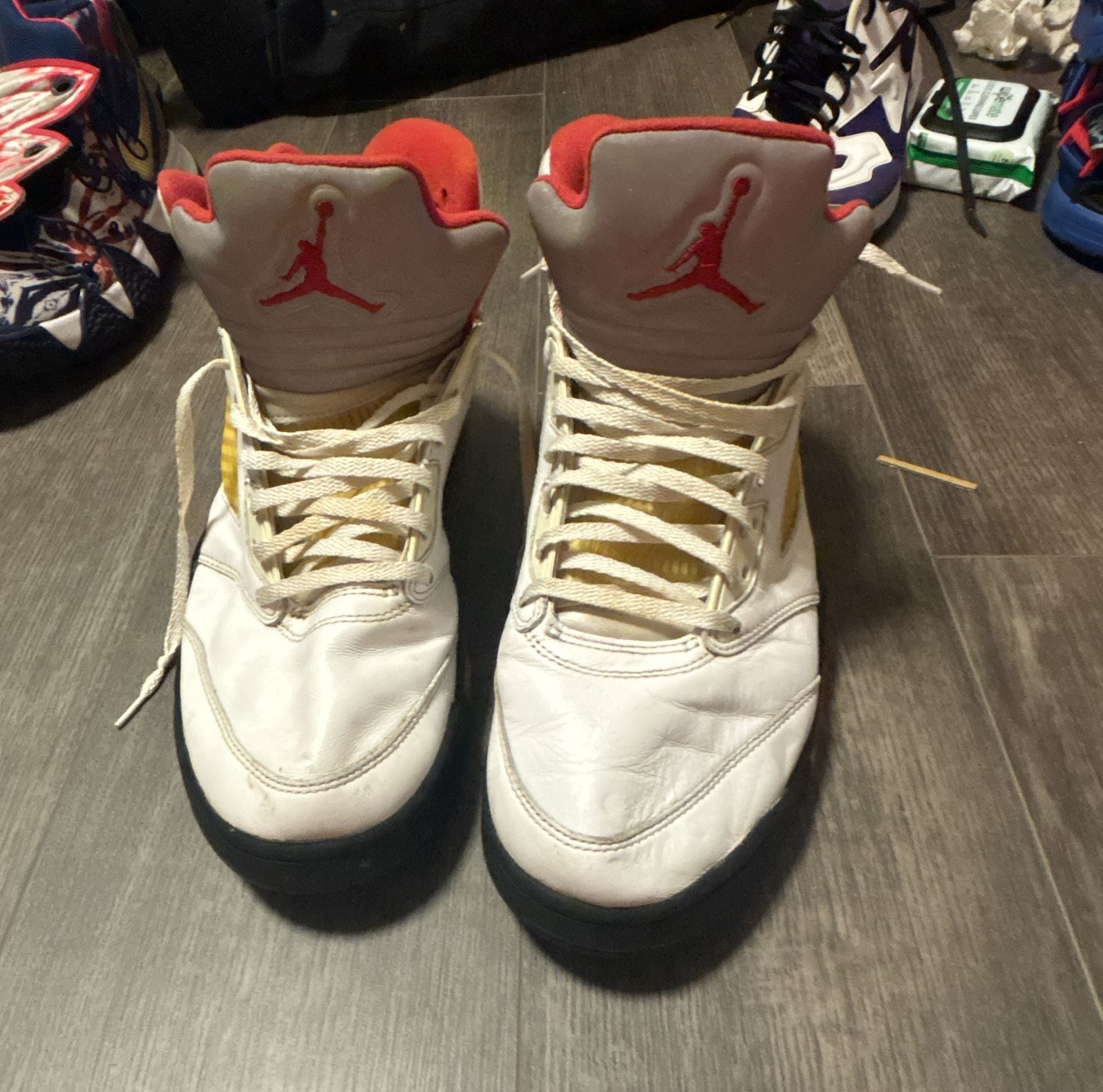Jordan Air Jordan 5 Retro Fire Red Size 11.5 White Black Red 2