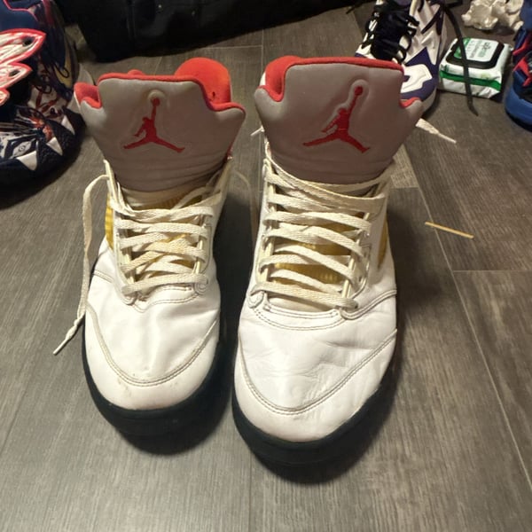 Jordan Air Jordan 5 Retro Fire Red Size 11.5 White Black Red